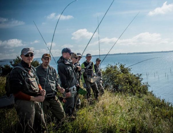 Fælles guidet fisketur på kysten